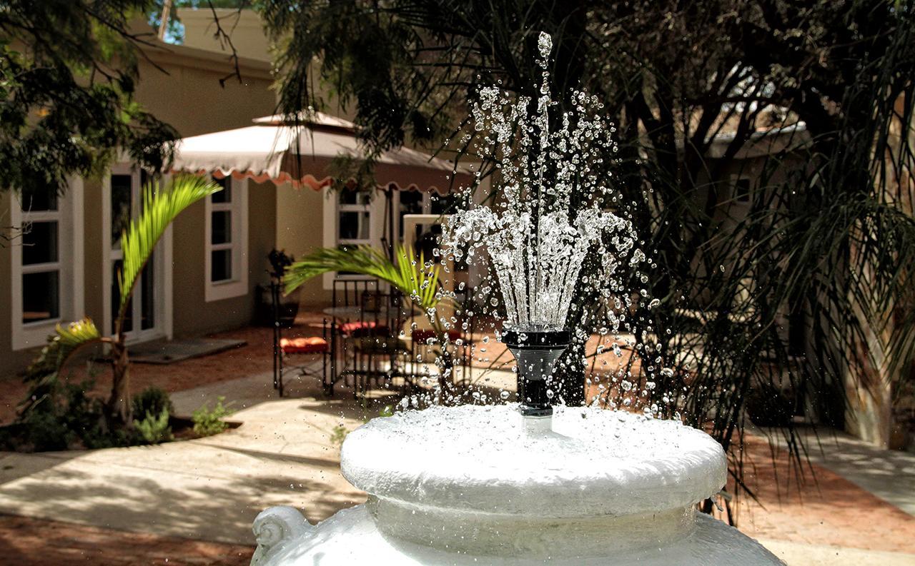 Village Boutique Hotel Otjiwarongo Exterior foto