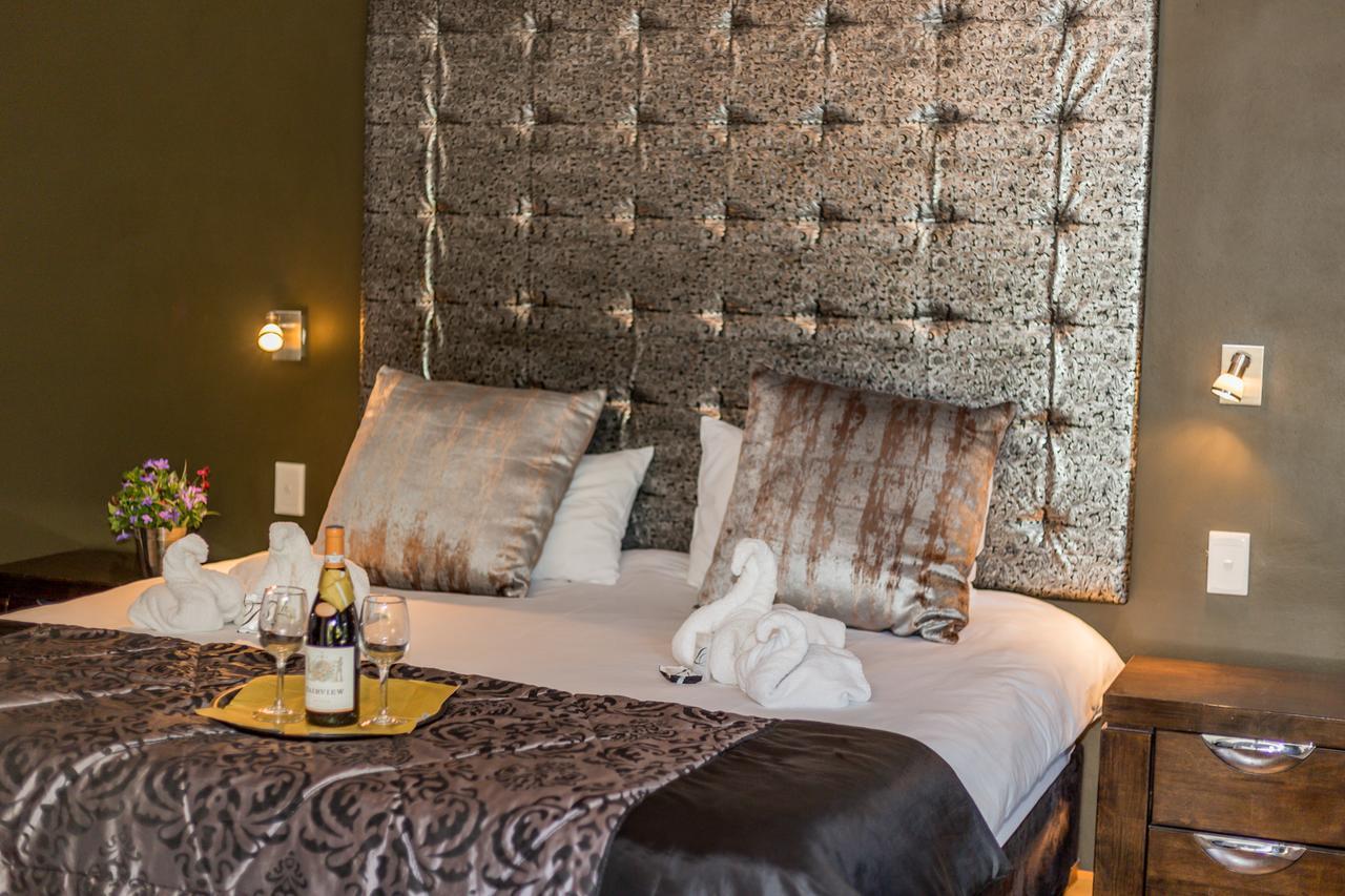 Village Boutique Hotel Otjiwarongo Exterior foto
